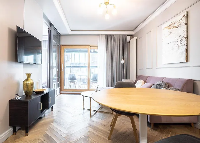 Haustierfreundliches Vipwarsawapartments Sapphire Mennica Residence