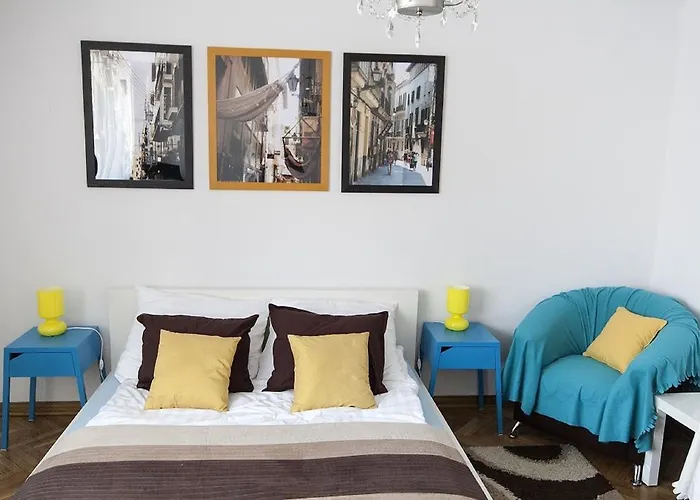 Boutique Warsaw Budget Apartments