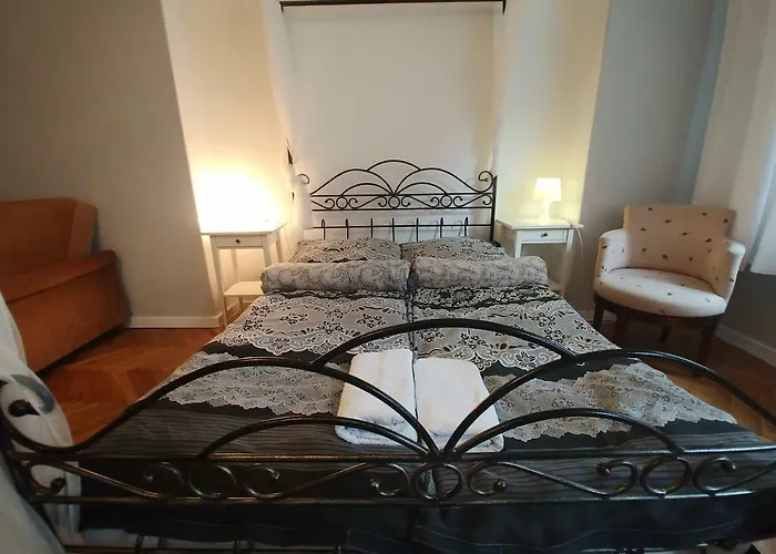 Apartamento Warszawa, Centrum, Wiejska 15, Kamienica