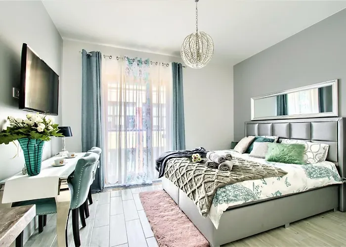 Aparthotel Pawia Deluxe- 10 Min To Center Varsovie