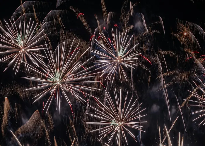 Die besten Events und wesentlichen Tipps für Silvester 2027 in Warschau